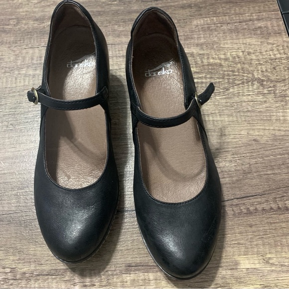 dansko loralie black